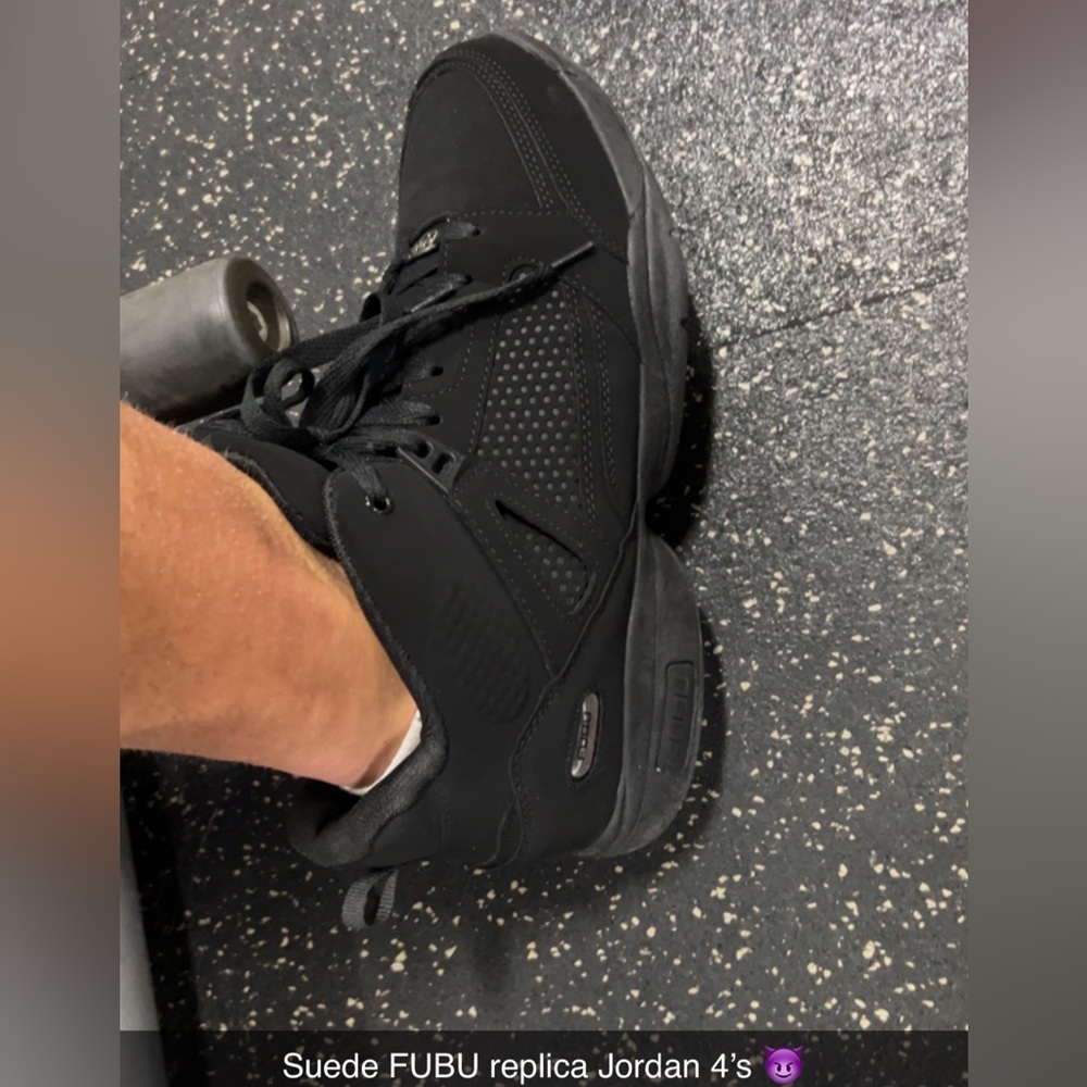 Size 12 Men’s FUBU suede black brand new